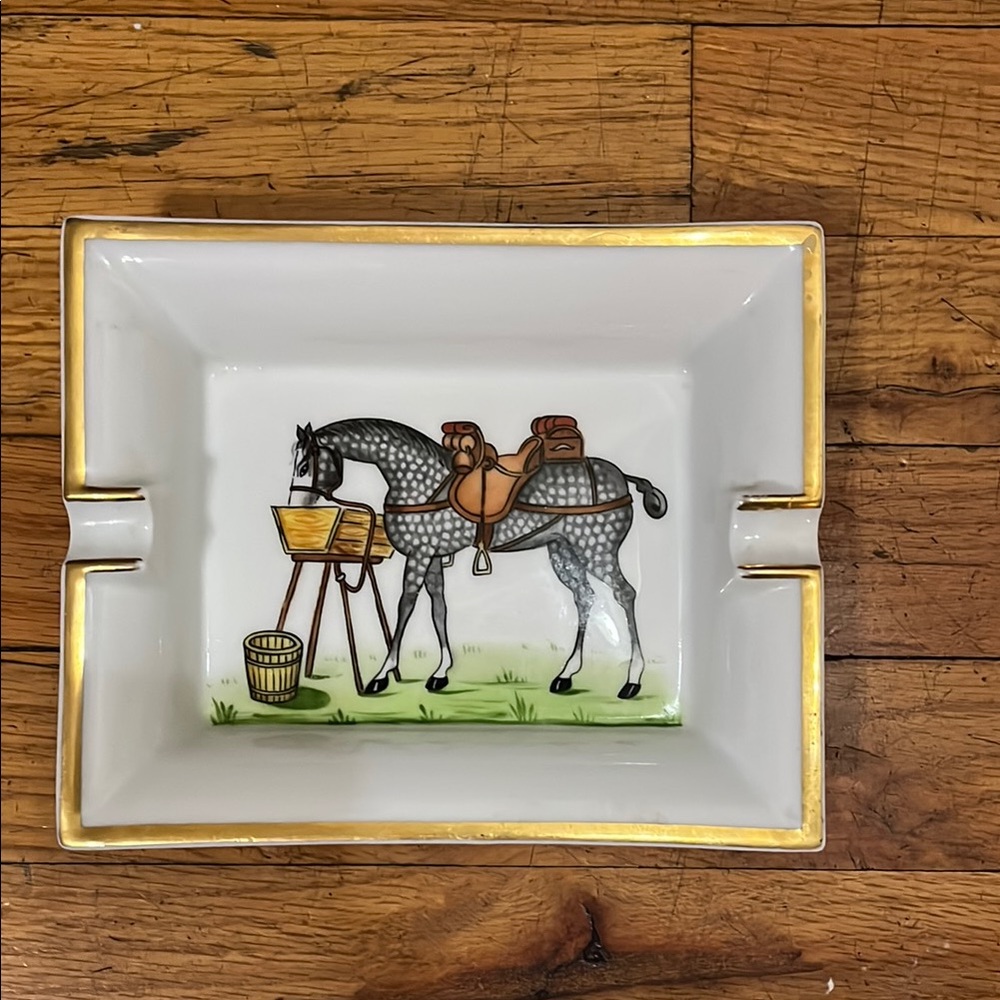 Hermes Elegant Horse Design Ashtray with Gold Trim